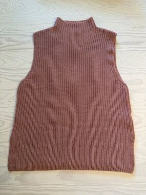 Aritzia Babaton Sleeveless 100% Wool Mock Neck Knit Top - Dusty Pink